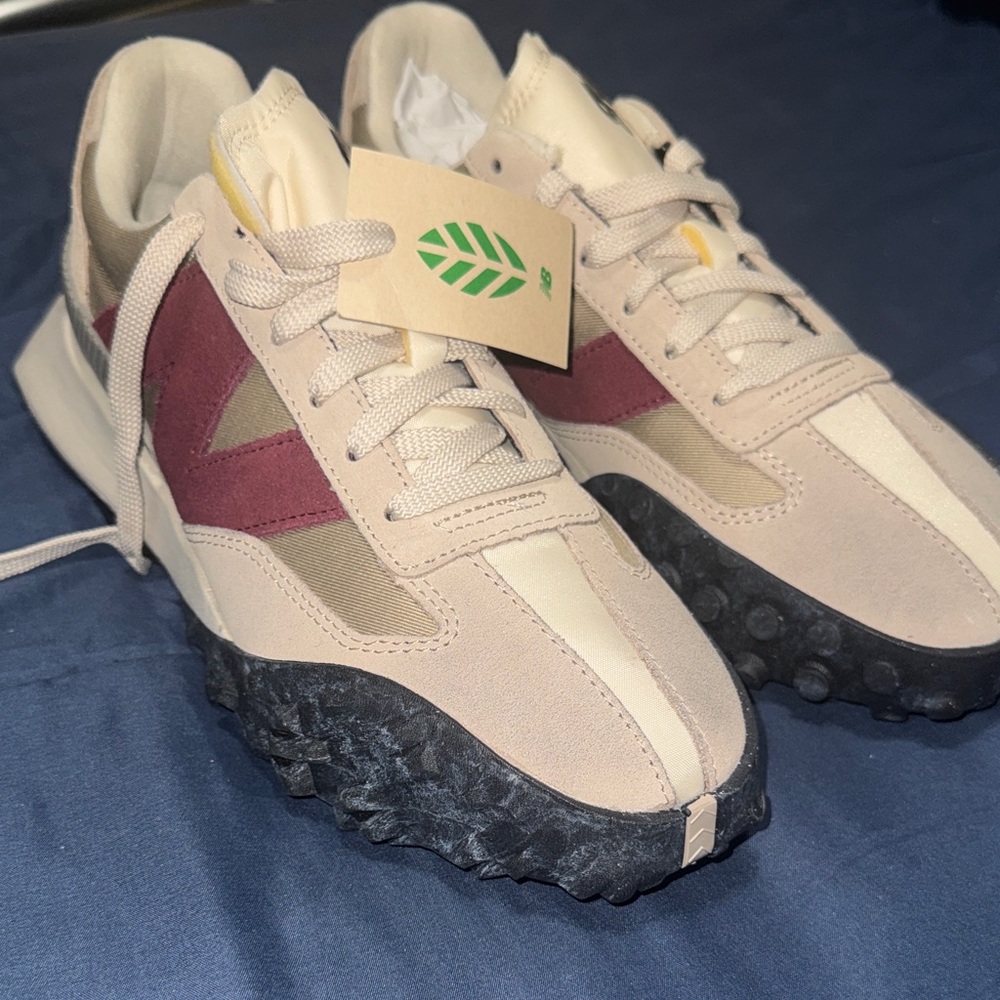 New Balance Beige and Burgundy XC-72 Sneakers